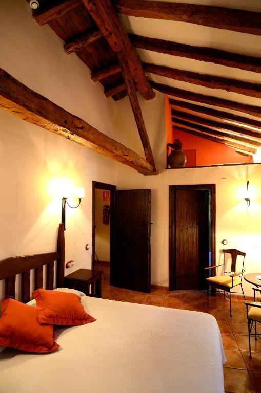 Caseron De La Fuente Albarracin Room photo